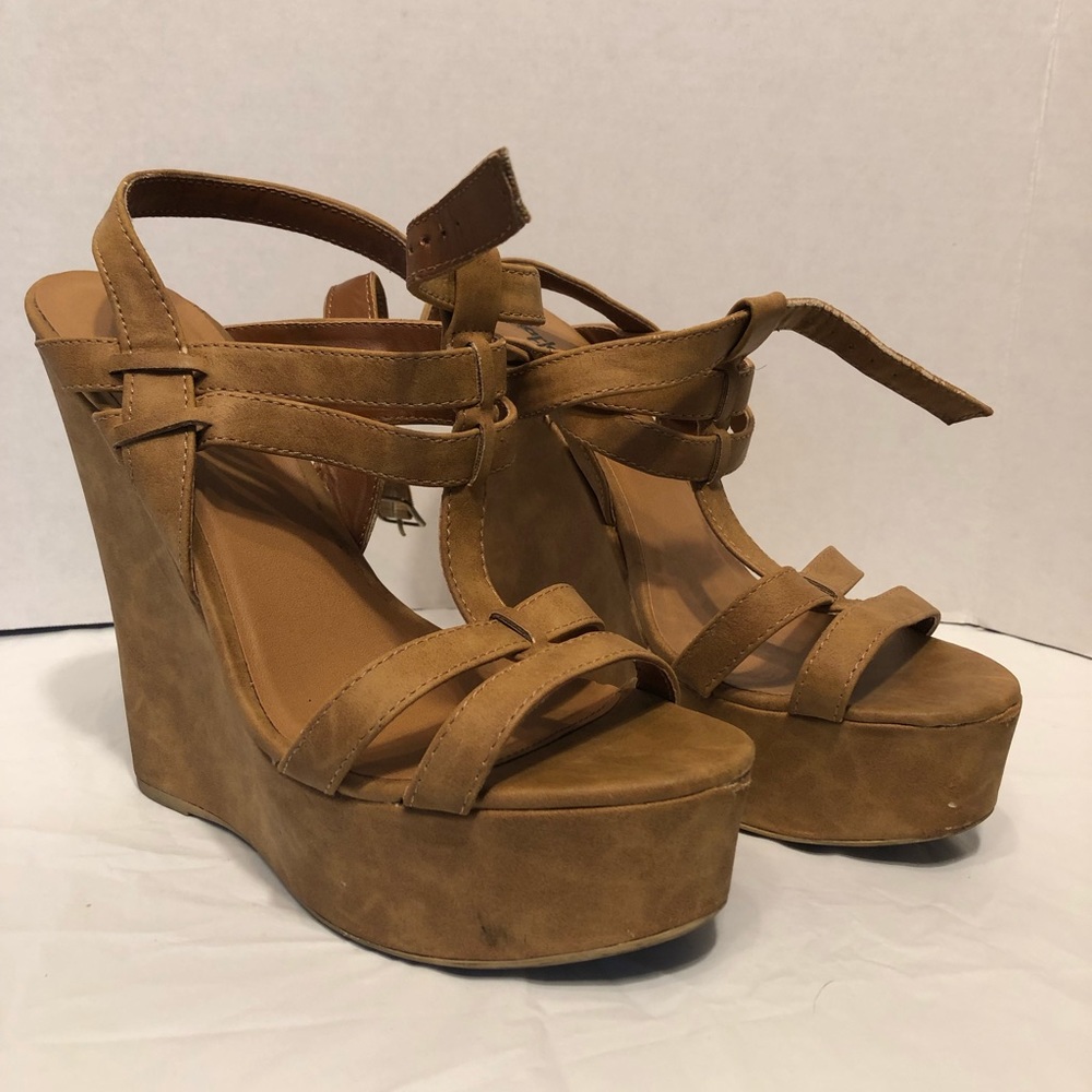 brown wedges